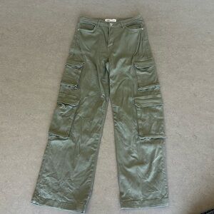 YMI high rise all day cargo